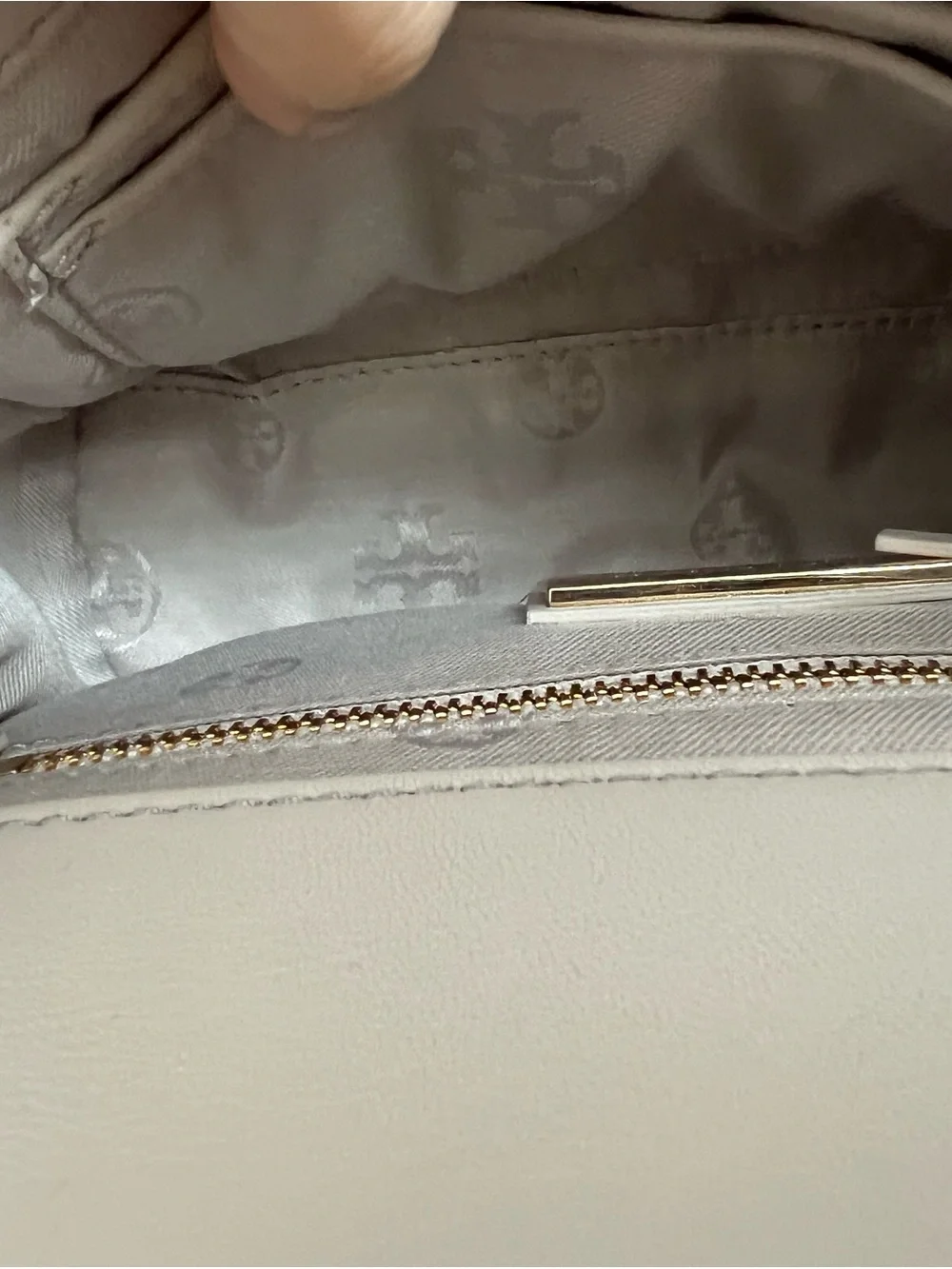 Tory Burch Fleming Shoulder Bag
